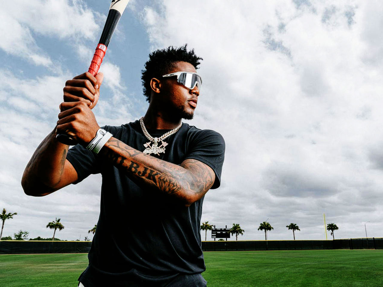 How to Pick the Best Baseball Sunglasses with 6 Options 6 ronald acuna junior 100percent 2